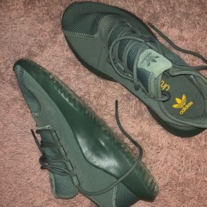 Olive Green Adidas Size 8 1/2